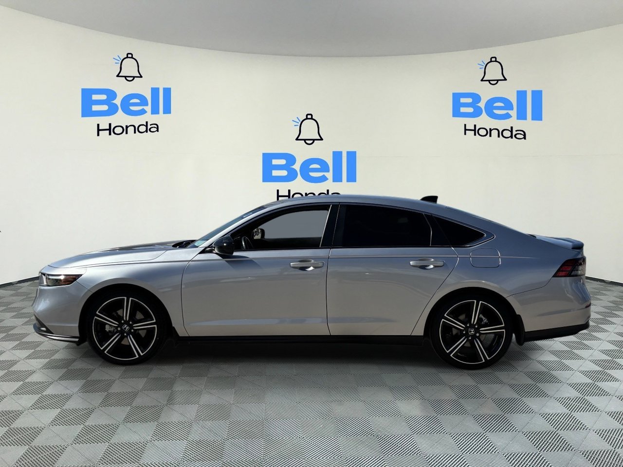 Certified 2025 Honda Accord Sport image 2