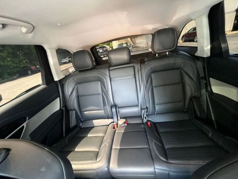 Used 2024 Lincoln Nautilus Reserve image 32