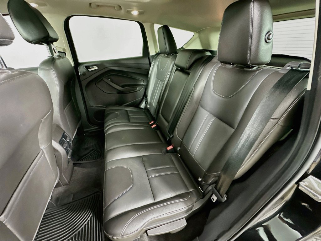 Used 2013 Ford Escape Titanium AWD/4WD image 29