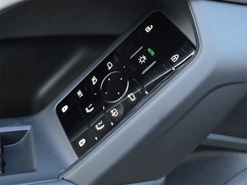 New 2025 Audi Q5 Premium image 29