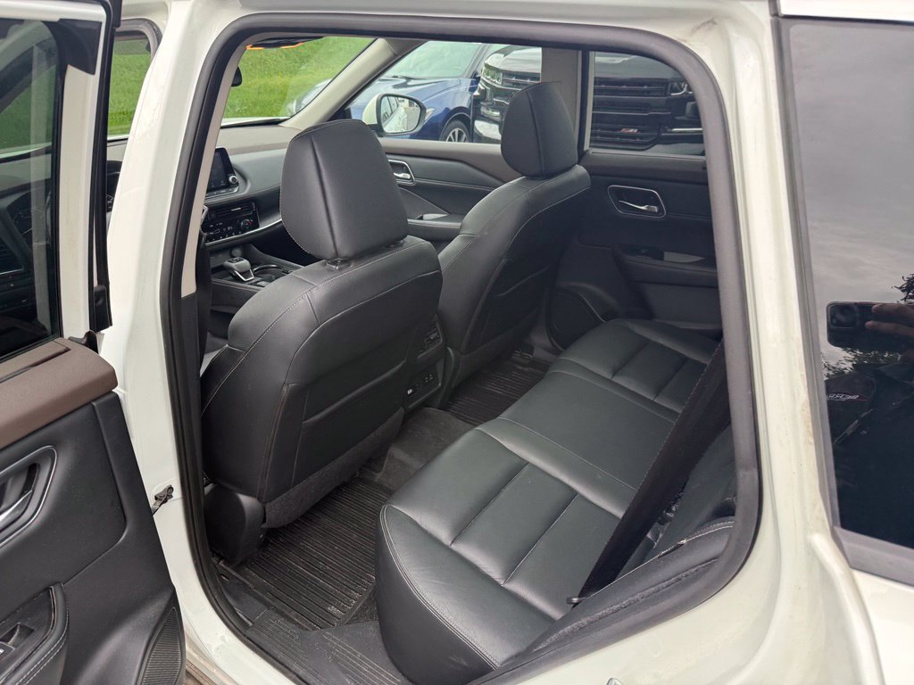 Used 2021 Nissan Rogue SL AWD/4WD image 6