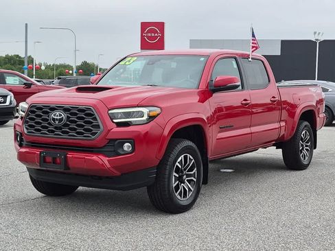 Used 2023 Toyota Tacoma TRD Sport w/ Technology Package AWD/4WD image 1