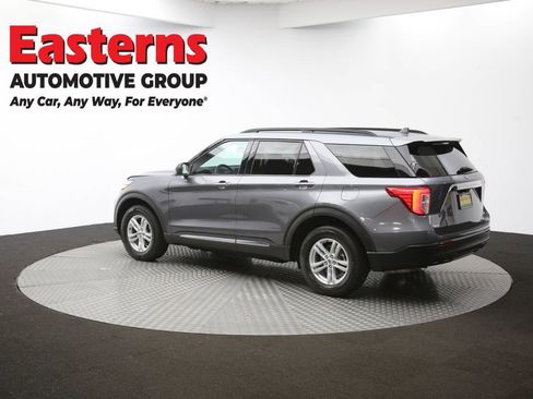 Used 2022 Ford Explorer XLT image 62