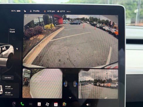 Used 2022 Tesla Model Y Long Range AWD/4WD image 51