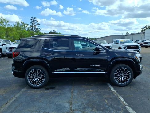 New 2026 GMC Terrain Denali image 3