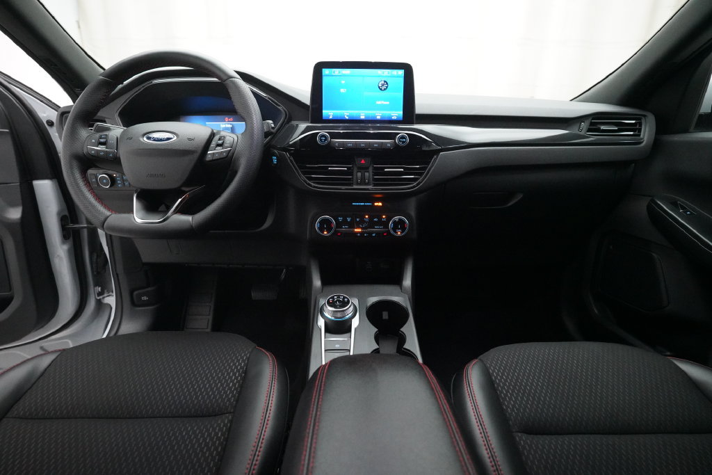Used 2025 Ford Escape ST-Line Select AWD/4WD image 5