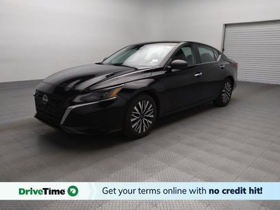 Used 2024 Nissan Altima 2.5 SV