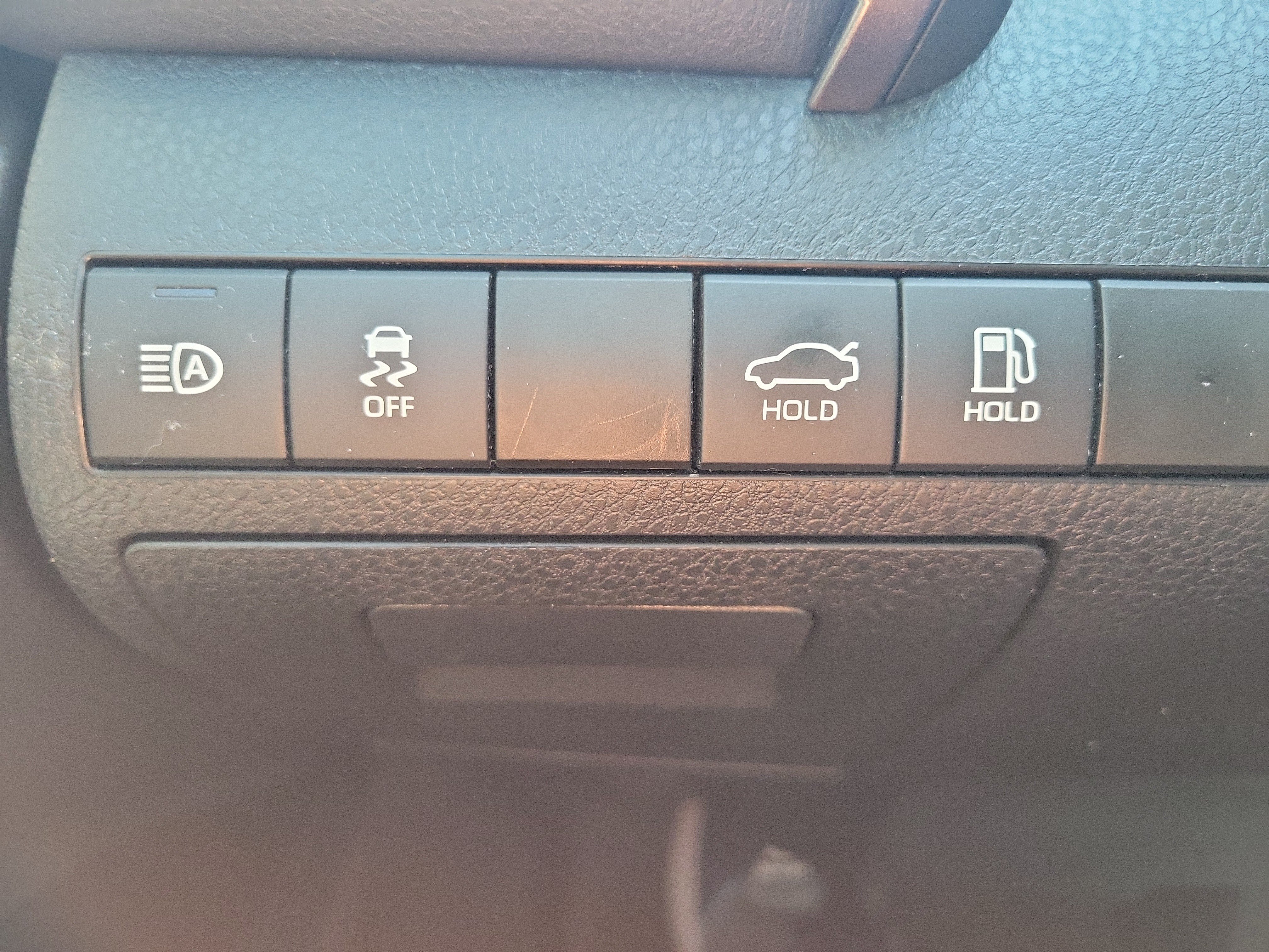 Used 2024 Toyota Camry LE FWD image 31
