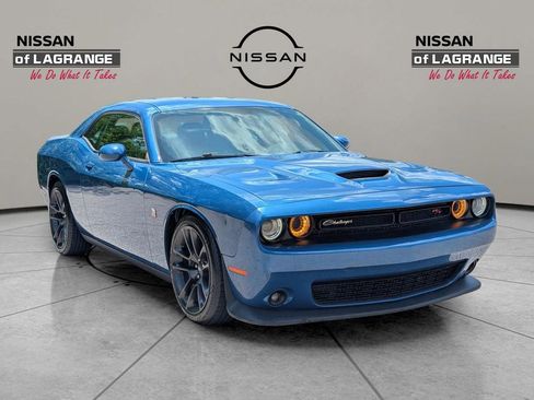 Used 2021 Dodge Challenger R/T Scat Pack w/ Plus Package RWD image 3