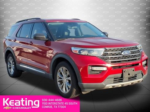Used 2022 Ford Explorer XLT w/ Equipment Group 202A RWD image 3