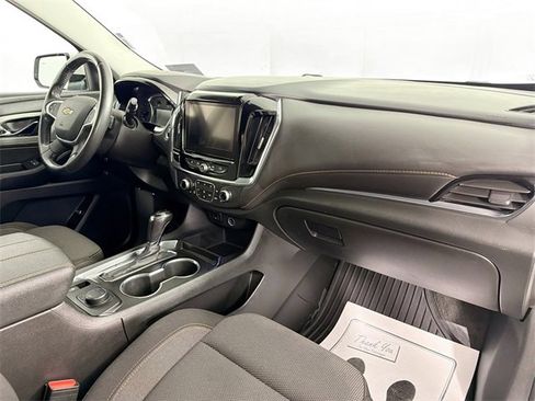 Used 2020 Chevrolet Traverse LT image 31