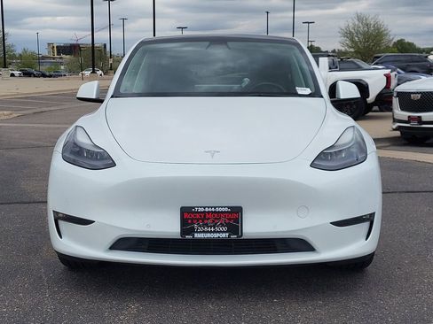 Used 2022 Tesla Model Y Performance AWD/4WD image 9