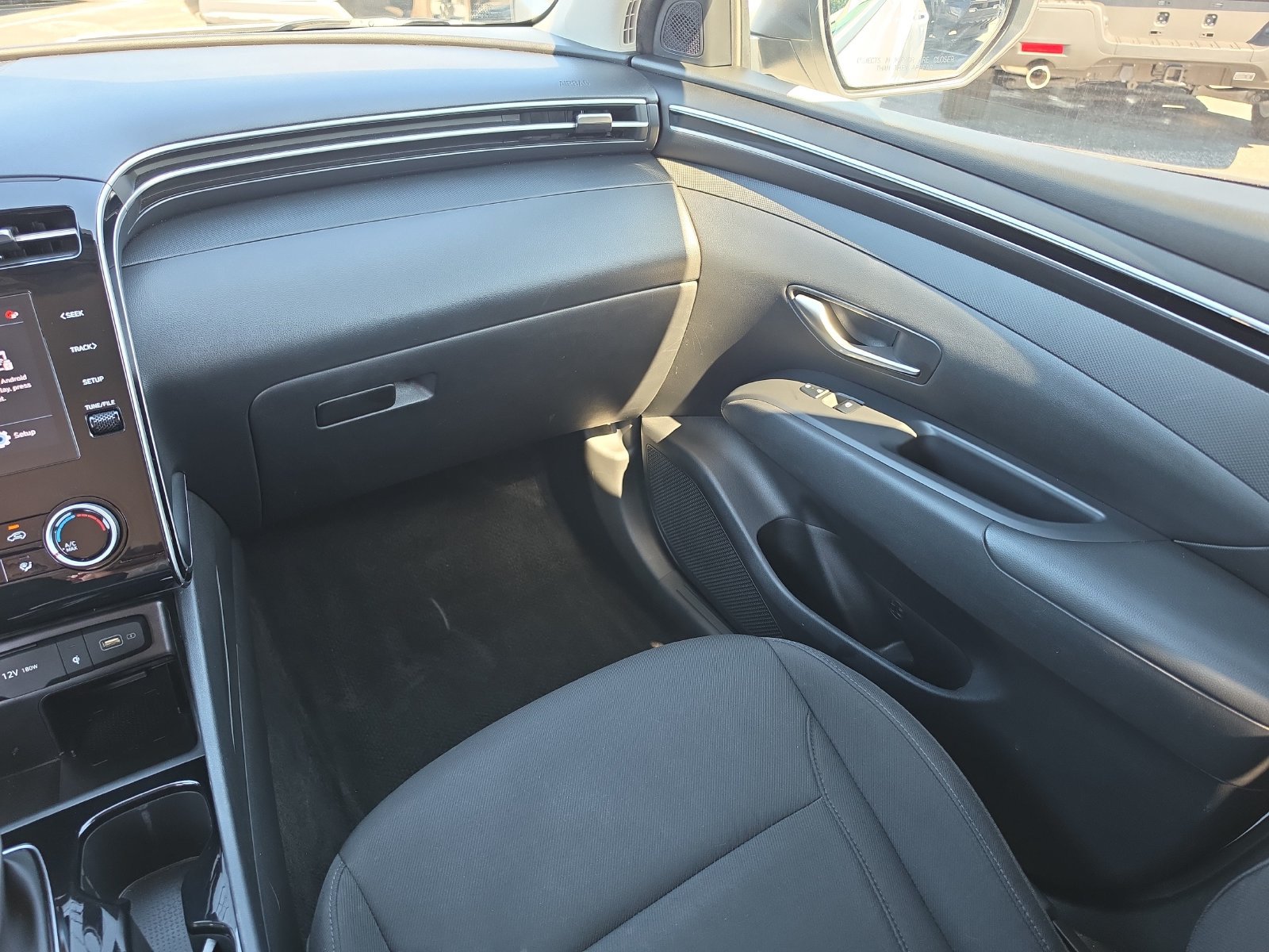 Used 2023 Hyundai Tucson SEL FWD image 12