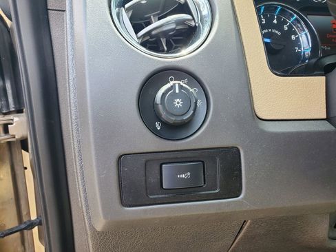 Used 2011 Ford F150 XLT w/ XLT Chrome Pkg AWD/4WD image 16