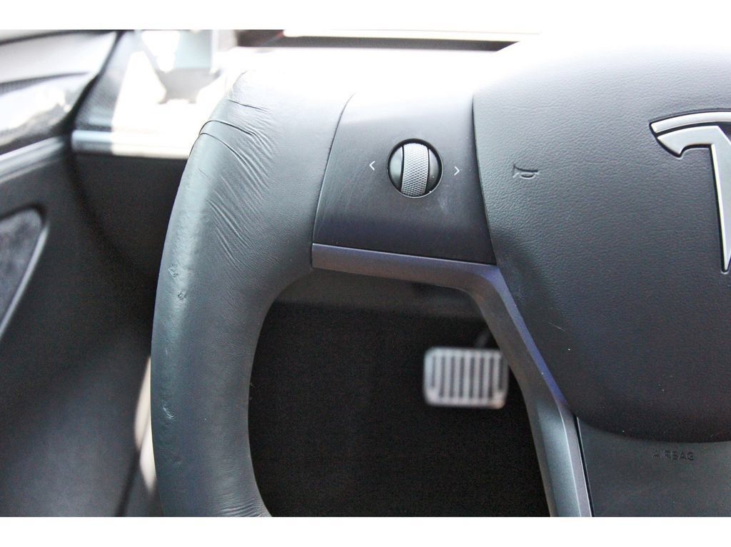 Used 2021 Tesla Model 3 Long Range AWD/4WD image 13