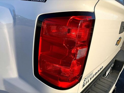 Used 2018 Chevrolet Silverado 1500 LT w/ All Star Edition image 25