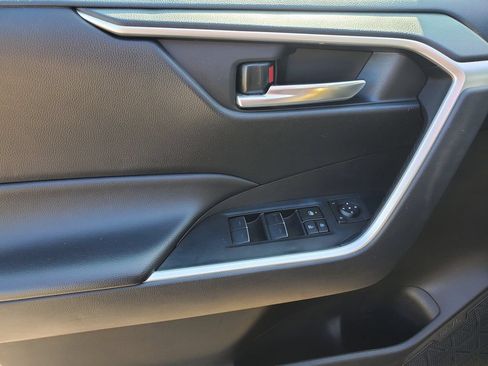 Used 2024 Toyota RAV4 XLE FWD image 13
