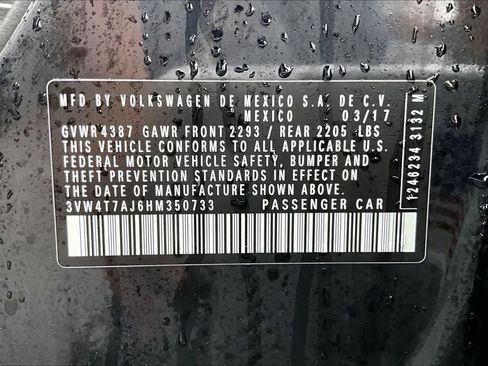 Used 2017 Volkswagen Jetta GLI image 34