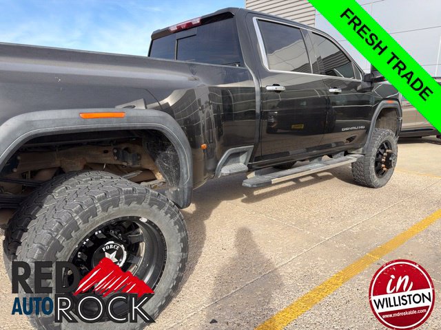 Used 2023 GMC Sierra 3500 Denali w/ Denali Ultimate Package AWD/4WD image 3