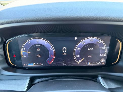 Used 2025 Jeep Wagoneer L 4WD image 28
