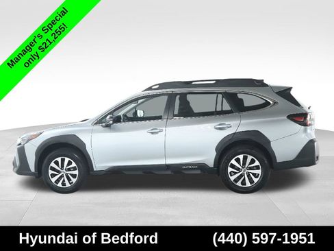 Used 2024 Subaru Outback Premium AWD/4WD image 40