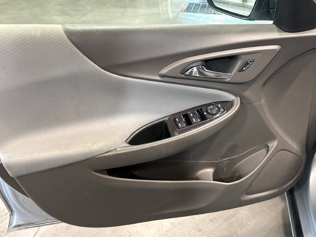 Used 2018 Chevrolet Malibu LS FWD image 7