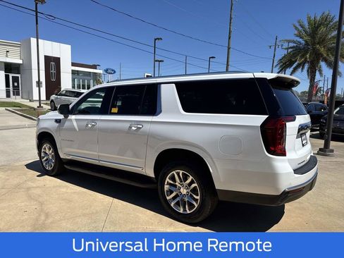 Used 2023 GMC Yukon XL SLT image 6
