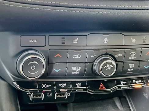 Used 2022 Dodge Durango GT image 20