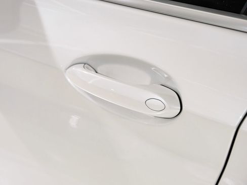 Used 2025 BMW X4 xDrive30i w/ Premium Package image 43