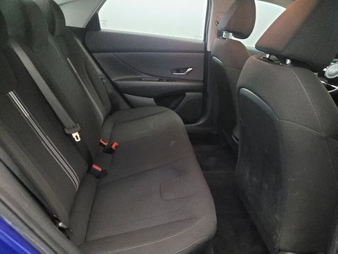 Used 2022 Hyundai Elantra SEL image 19