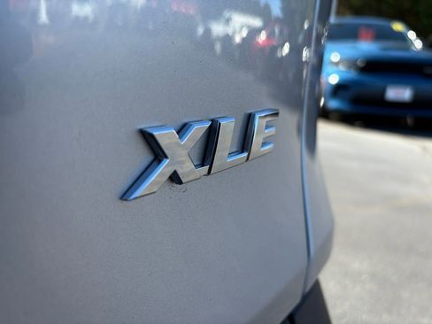 Used 2023 Toyota RAV4 XLE image 10