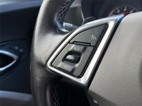 Used 2021 Chevrolet Camaro LT w/ RS Package image 21