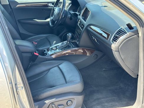 Used 2012 Audi Q5 3.2 Premium Plus w/ Audi MMI Navigation Plus Pkg AWD/4WD image 12