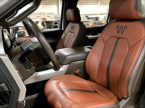Used 2020 Ford F250 King Ranch w/ King Ranch Ultimate Package AWD/4WD image 24