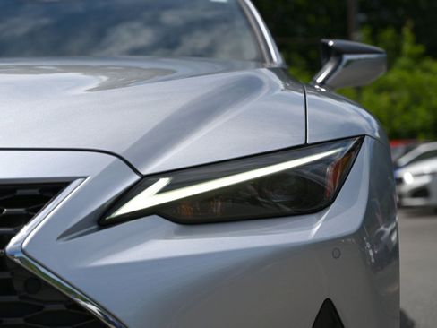 Used 2023 Lexus IS 300 AWD w/ Premium Package image 10
