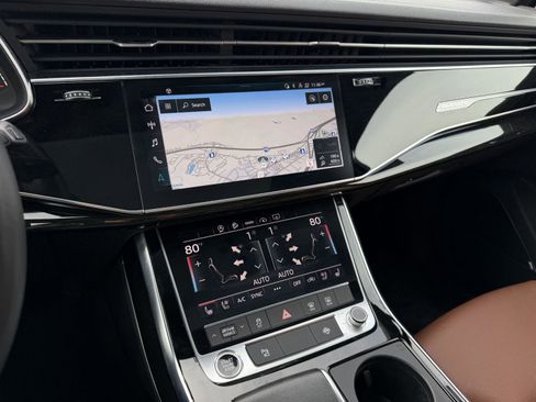 Used 2023 Audi Q7 Premium Plus w/ Premium Plus Package image 21