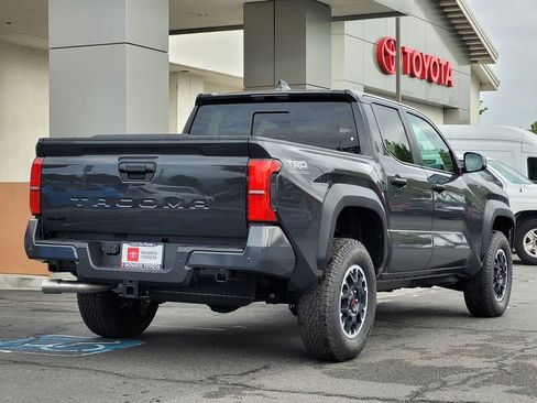 New 2025 Toyota Tacoma TRD Off-Road image 4