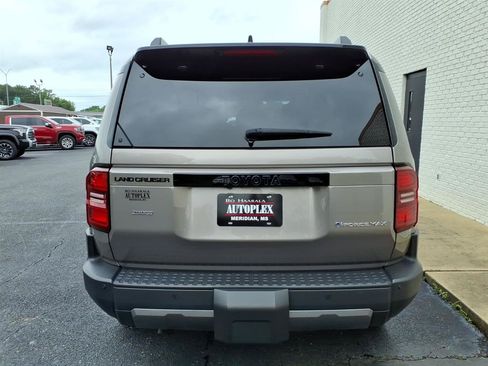 Used 2025 Toyota Land Cruiser w/ Premium Package AWD/4WD image 4