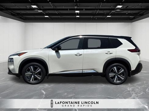 Used 2023 Nissan Rogue SL w/ SL Premium Package AWD/4WD image 2