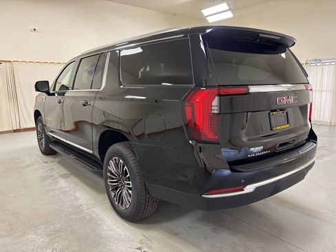New 2026 GMC Yukon XL Elevation w/ LPO, Floor Liner Package AWD/4WD image 6