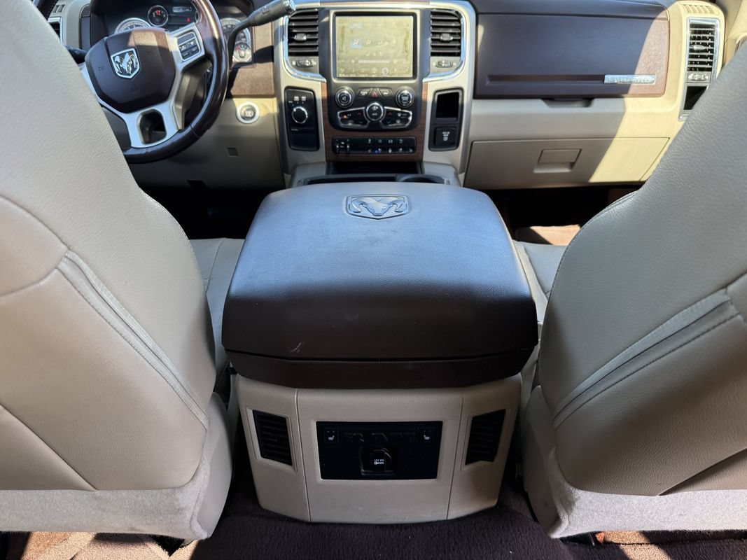 Used 2014 RAM 3500 Laramie AWD/4WD image 19