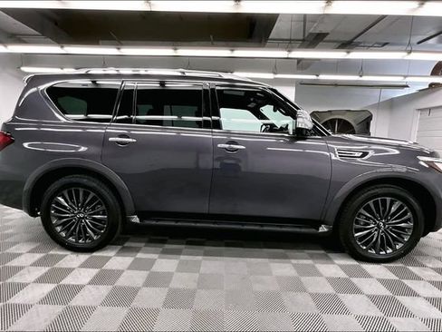 Used 2022 INFINITI QX80 Sensory w/ Cargo Package AWD/4WD image 16
