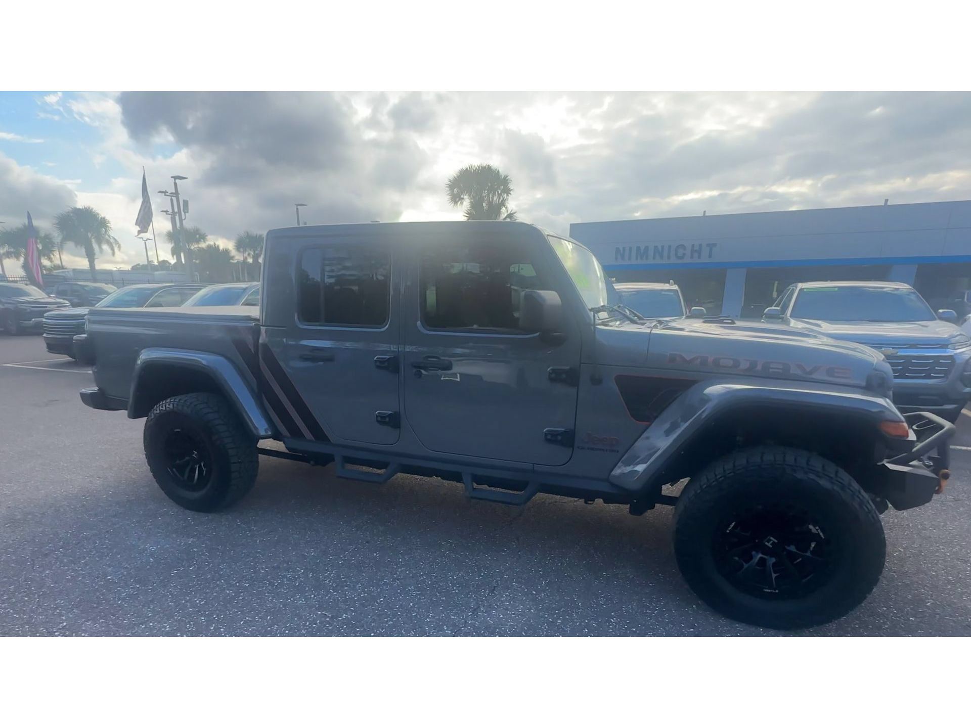 Used 2022 Jeep Gladiator Mojave w/ LED Lighting Group AWD/4WD image 9