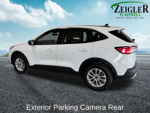Used 2022 Ford Escape SE AWD/4WD image 3
