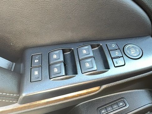 Used 2019 GMC Yukon XL Denali w/ Open Road Package AWD/4WD image 25