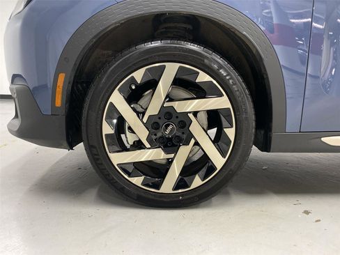 Certified 2025 MINI Cooper Countryman S w/ Comfort Package Max image 23