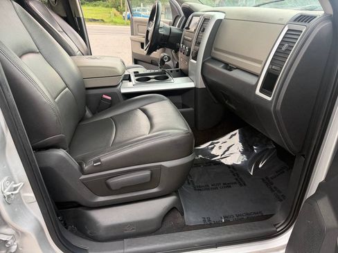 Used 2010 Dodge Ram 1500 Truck SLT RWD image 19