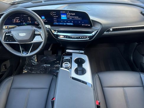 Certified 2024 Cadillac Lyriq Tech w/ Driver Assist Package image 14