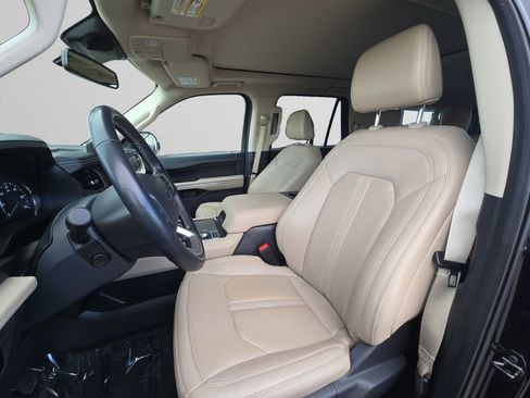 Used 2024 Ford Expedition Max Limited image 9