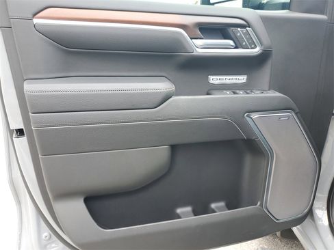 Certified 2025 GMC Sierra 1500 Denali w/ Denali Reserve Package image 23